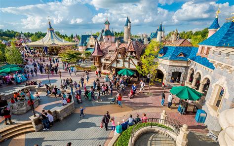 Disneyland: The Ultimate Family Destination for Fun and Adventure